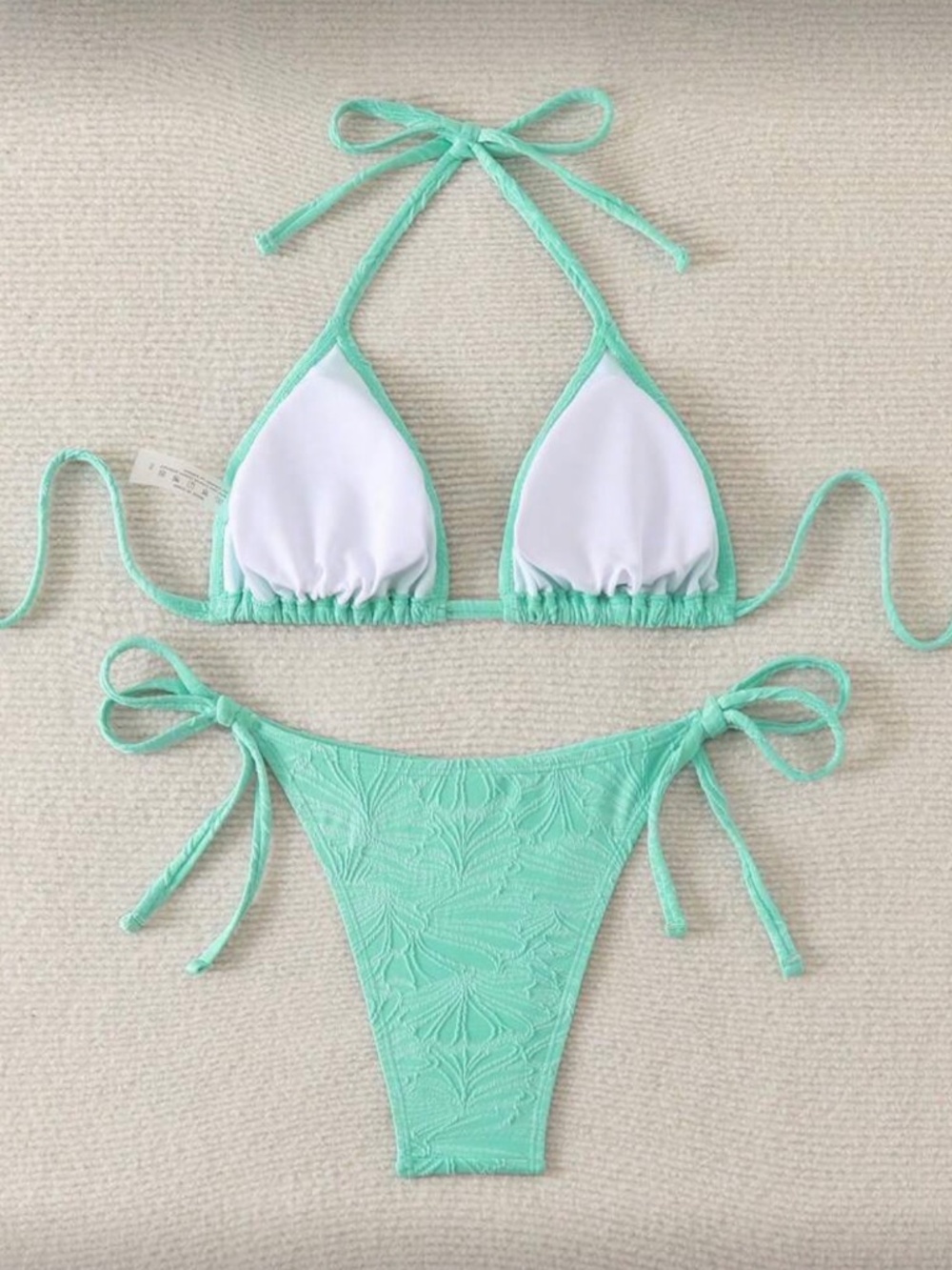 Bikini set - Picture 2 of 3